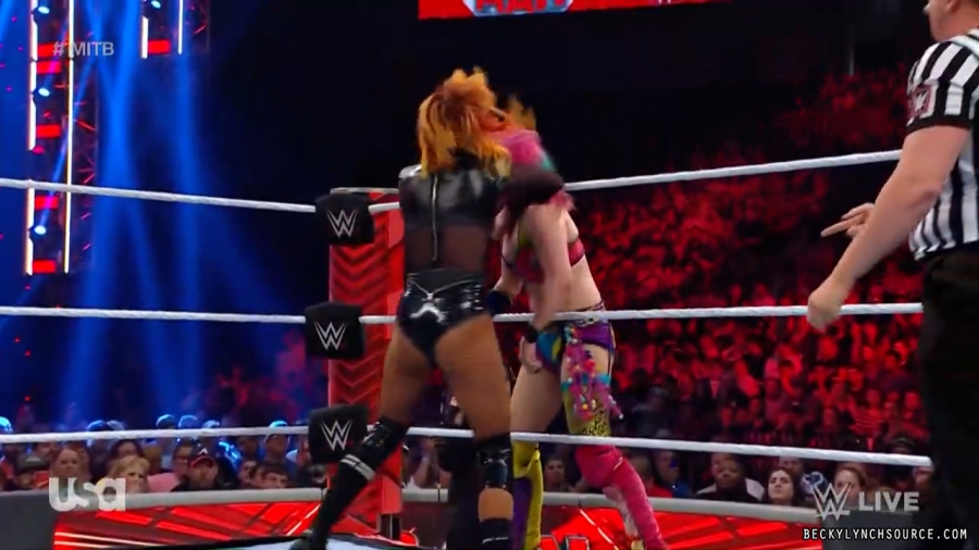 beckyraw20220620_00_28_24_00_Still1891.jpg