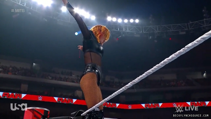 beckyraw20220620_00_28_31_15_Still1906.jpg