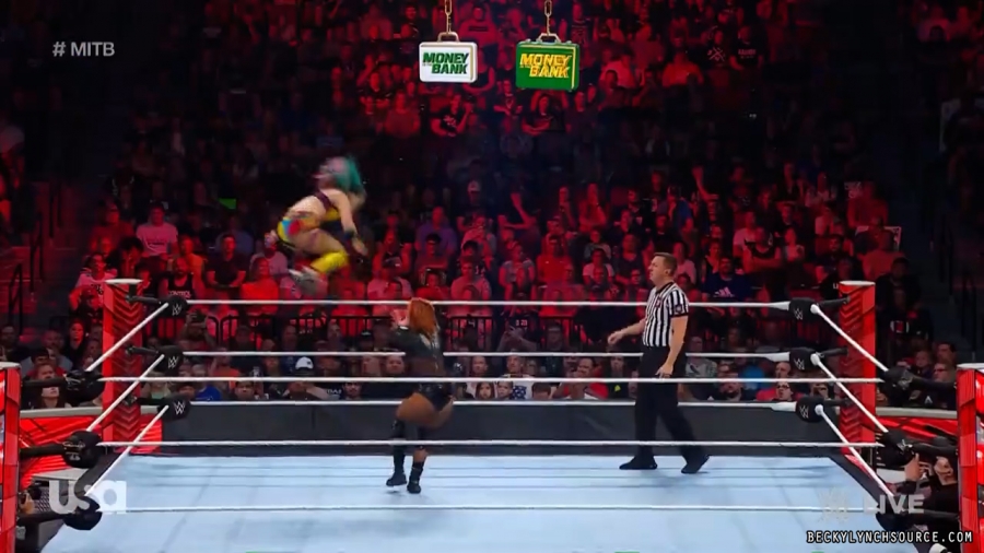 beckyraw20220620_00_28_49_00_Still1929.jpg