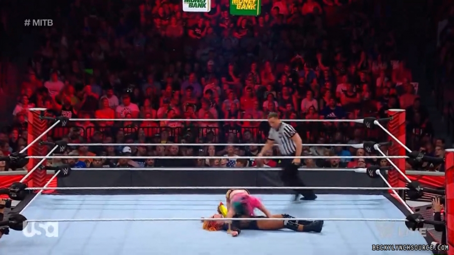 beckyraw20220620_00_28_51_15_Still1934.jpg