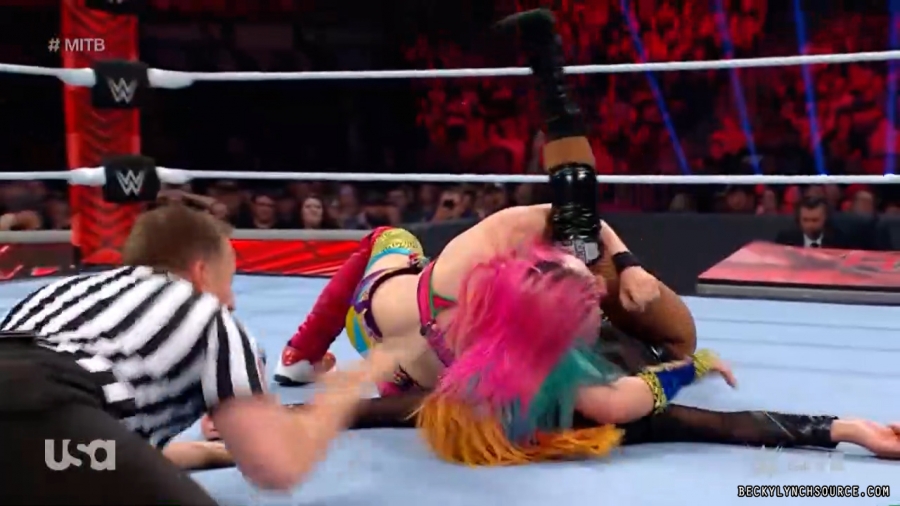 beckyraw20220620_00_28_52_26_Still1937.jpg
