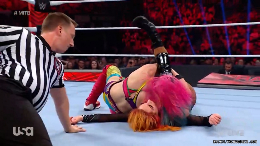 beckyraw20220620_00_28_53_11_Still1938.jpg