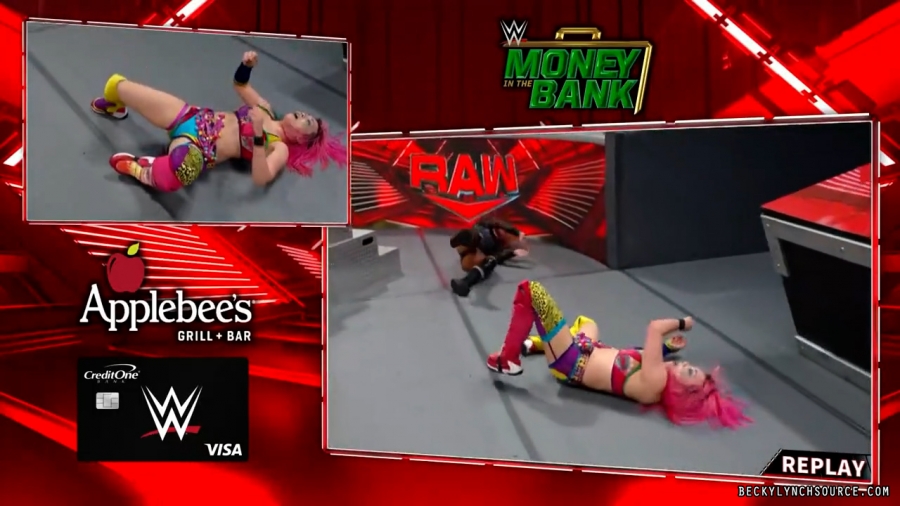 beckyraw20220620_00_29_54_15_Still2046.jpg