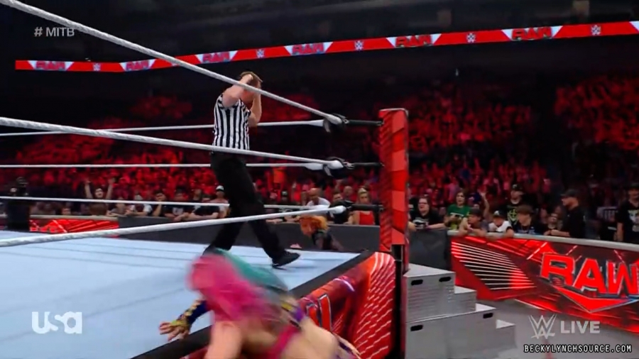 Click to view full size image
==============
beckyraw20220620_00_30_03_00_Still2049.jpg beckyraw20220620_00_30_03_00_Still2049.jpg