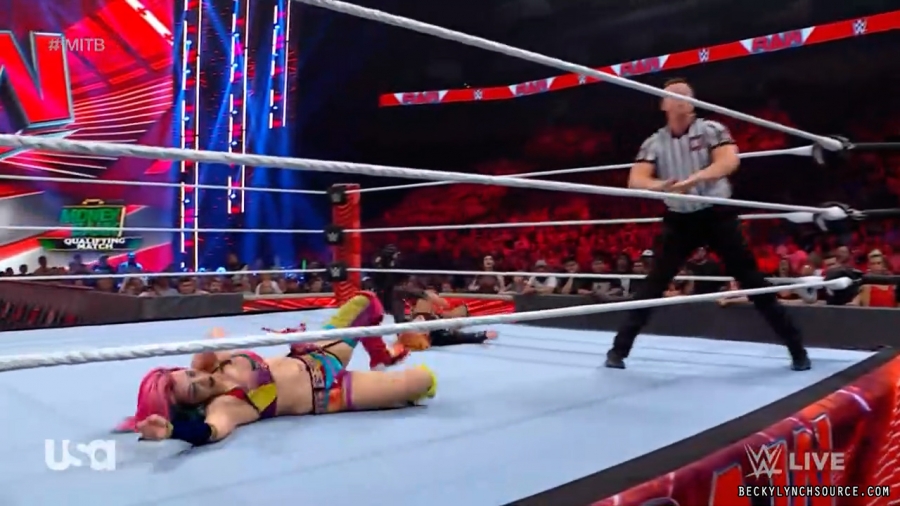 beckyraw20220620_00_30_04_15_Still2052.jpg