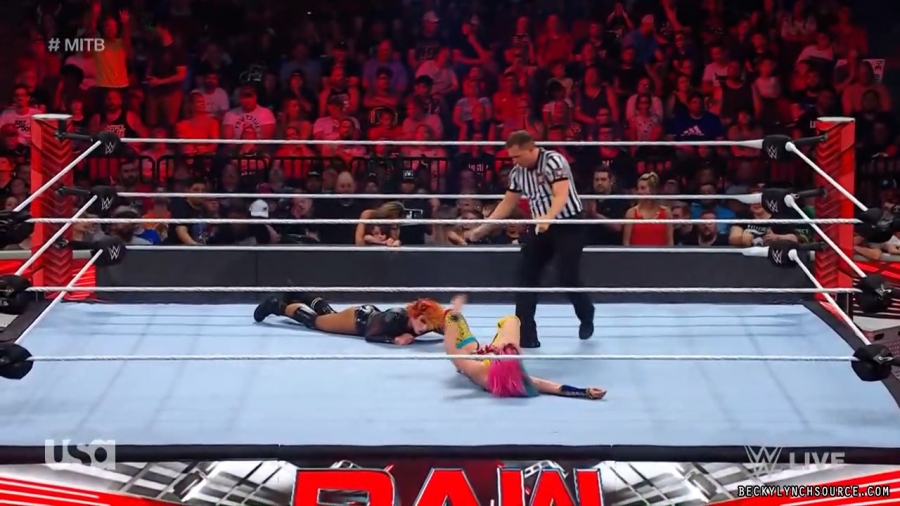 beckyraw20220620_00_30_06_15_Still2056.jpg