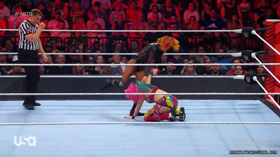 beckyraw20220620_00_30_30_15_Still2104.jpg