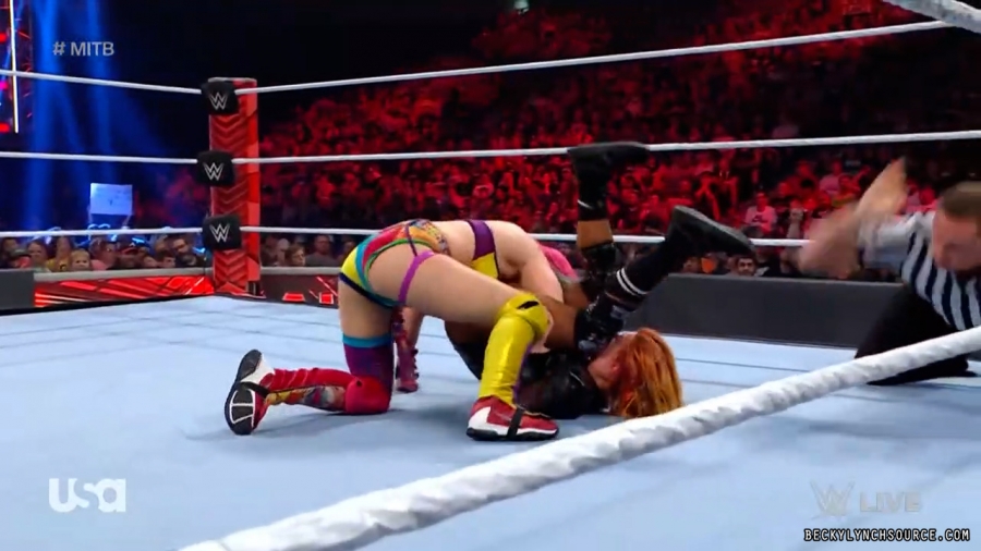 beckyraw20220620_00_30_39_15_Still2122.jpg