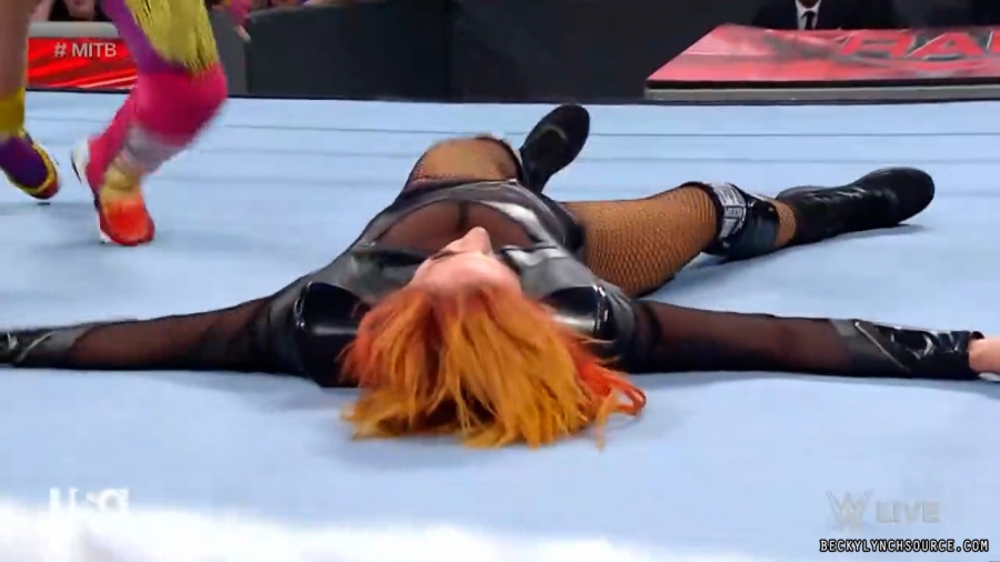 beckyraw20220620_00_30_44_15_Still2132.jpg
