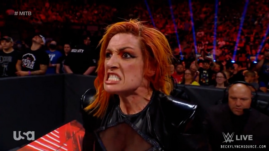 beckyraw20220620_00_31_31_15_Still2178.jpg