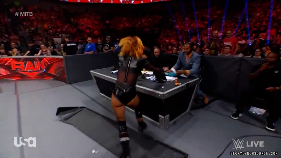 beckyraw20220620_00_31_35_15_Still2186.jpg
