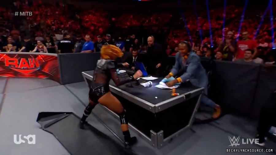 beckyraw20220620_00_31_36_00_Still2187.jpg