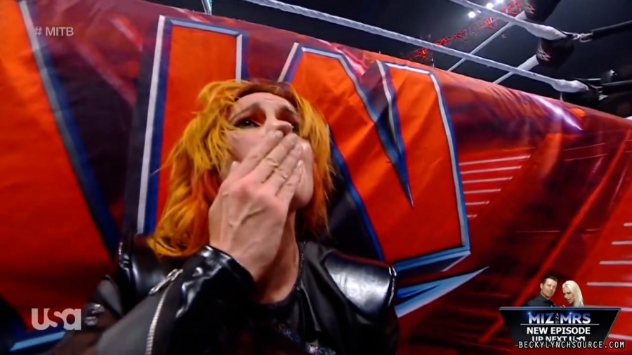 beckyraw20220620_00_32_26_15_Still2288.jpg