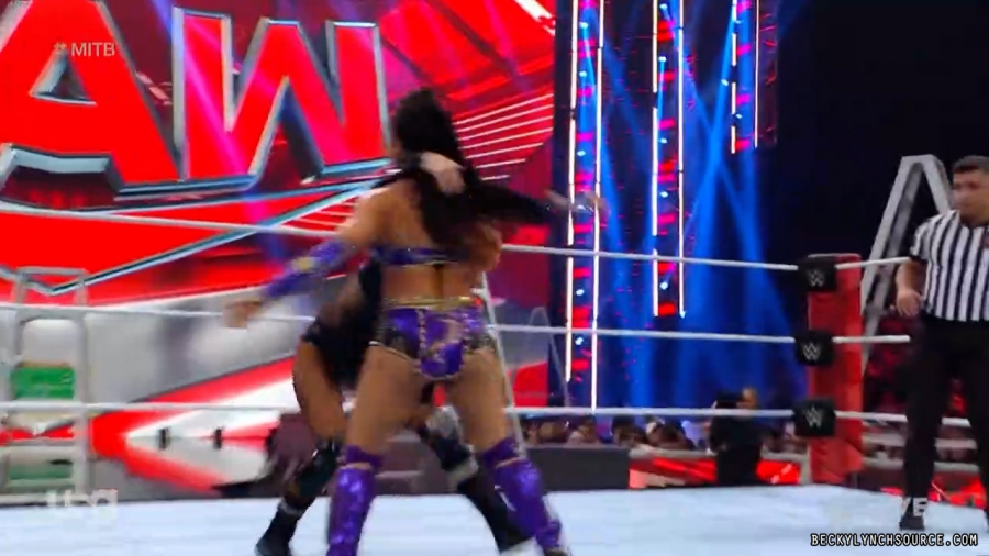 Click to view full size image
==============
beckyraw20220627_00_04_42_15_Still231.jpg beckyraw20220627_00_04_42_15_Still231.jpg