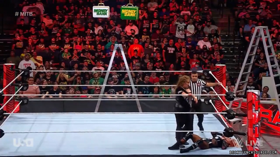 Click to view full size image
==============
beckyraw20220627_00_11_35_15_Still722.jpg beckyraw20220627_00_11_35_15_Still722.jpg