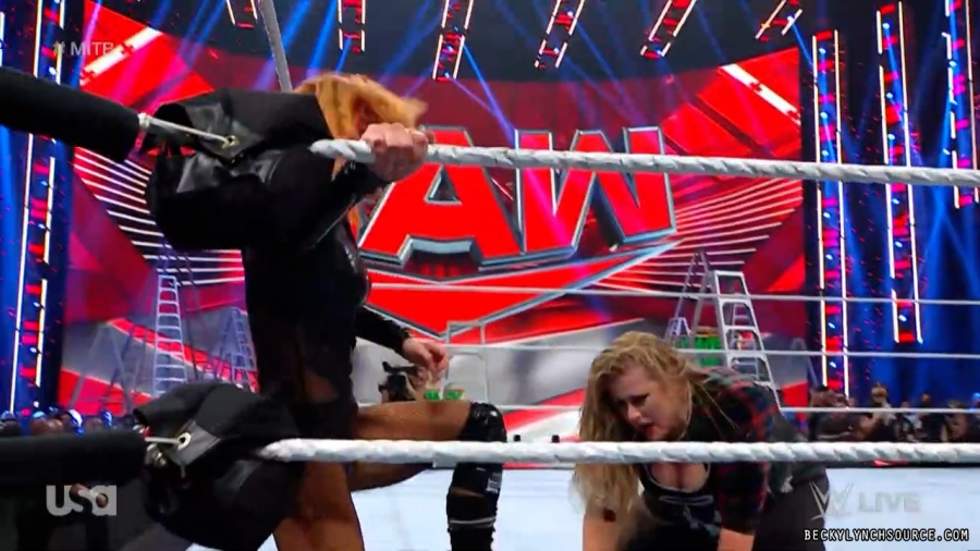 Click to view full size image
==============
beckyraw20220627_00_11_42_15_Still729.jpg beckyraw20220627_00_11_42_15_Still729.jpg