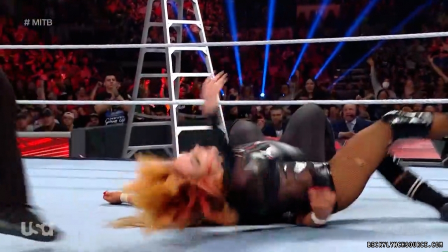 beckyraw20220627_00_12_04_15_Still773.jpg