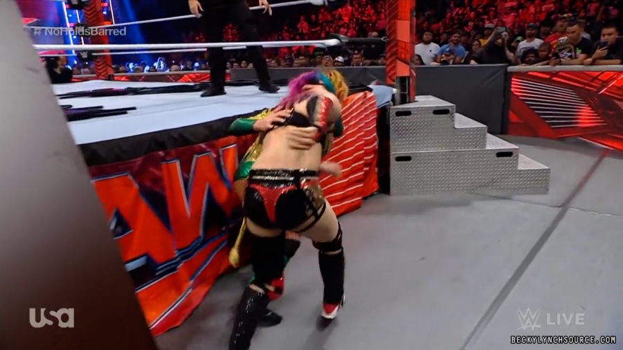 beckyraw20220704_00_14_24_15_Still1321.jpg