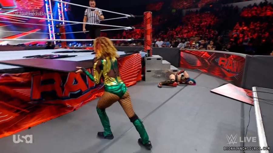beckyraw20220704_00_14_33_00_Still1333.jpg