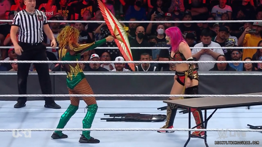 beckyraw20220704_00_16_16_00_Still1491.jpg