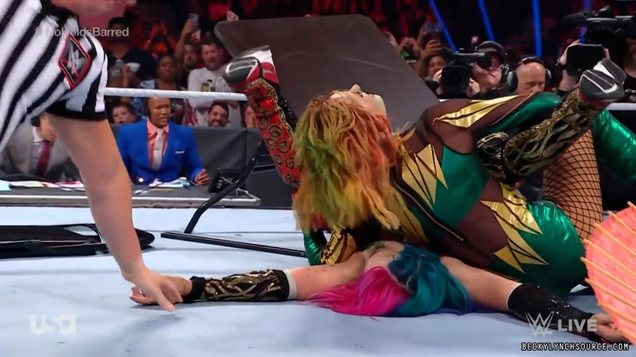 beckyraw20220704_00_17_00_15_Still1571.jpg