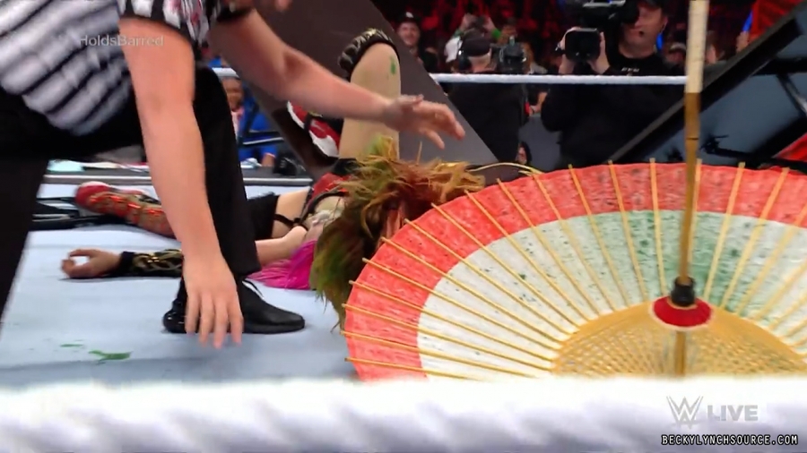 beckyraw20220704_00_17_08_00_Still1586.jpg