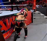 beckyraw20220704_00_14_24_15_Still1321.jpg