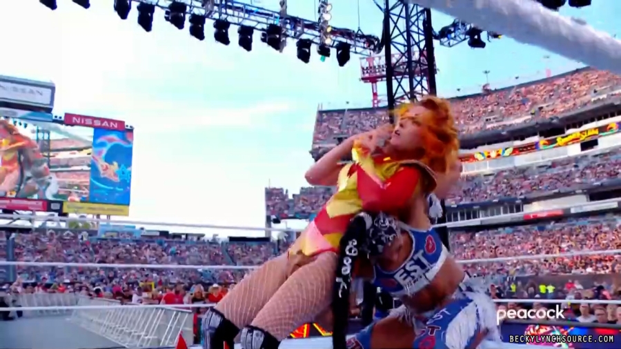 beckyraw20220801_00_01_18_15_Still120.jpg