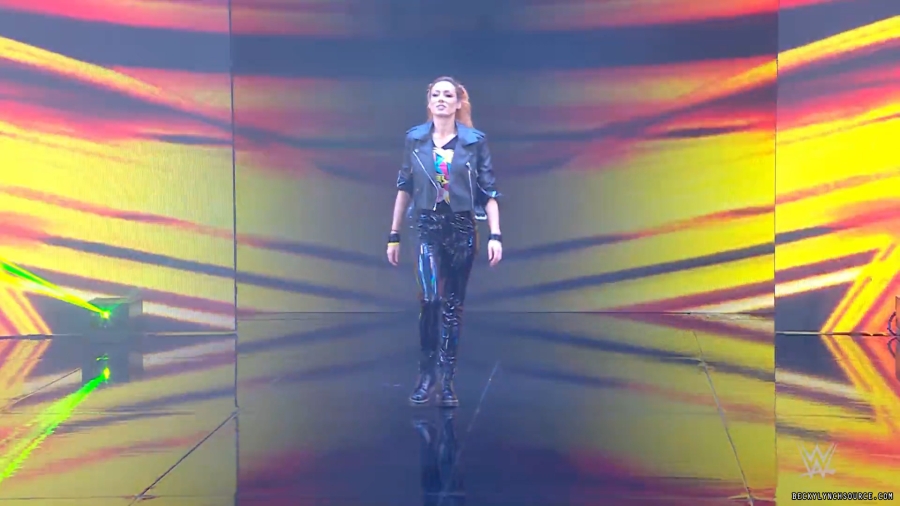 beckyraw20221128_00_00_06_00_Still010.jpg
