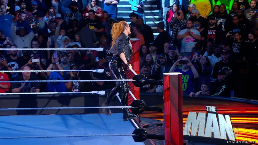 beckyraw20221128_00_01_00_00_Still108.jpg