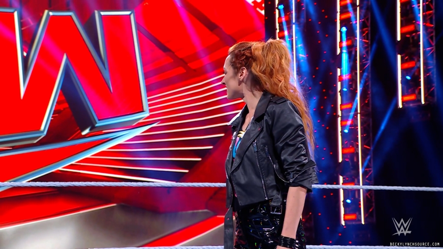 beckyraw20221128_00_01_31_15_Still166.jpg