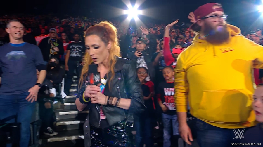 beckyraw20221128_00_03_41_00_Still411.jpg