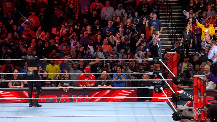 beckyraw20221128_00_06_39_00_Still624.jpg