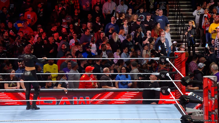 beckyraw20221128_00_06_50_00_Still646.jpg