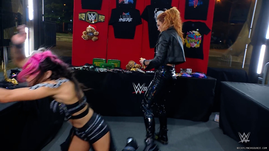 beckyraw20221128_00_09_05_15_Still884.jpg