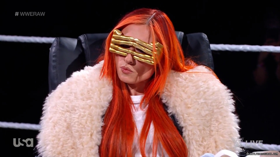 beckyraw20230522_00_02_50_15_Still285.jpg