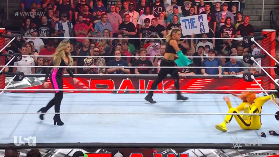 beckyraw20230529_00_00_29_05_Still129.jpg