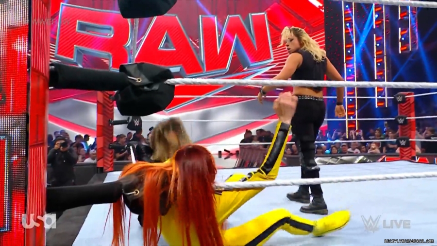 beckyraw20230529_00_00_32_05_Still147.jpg