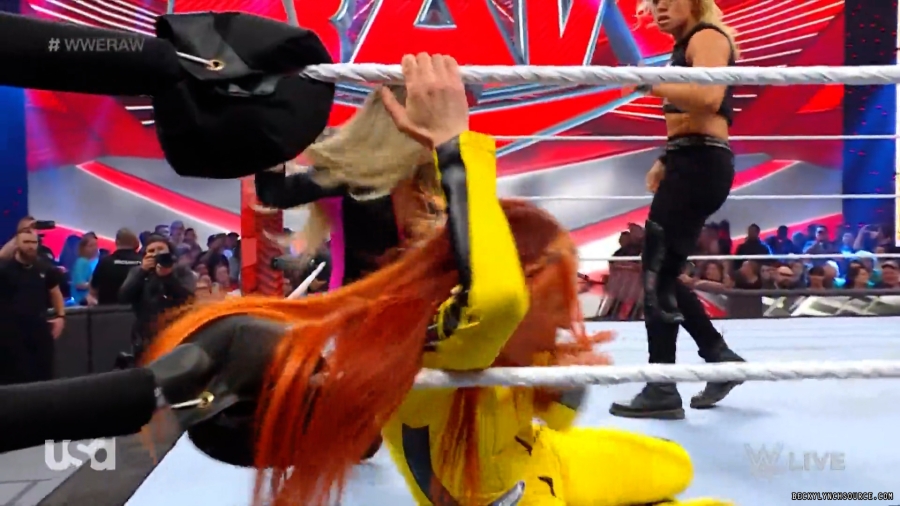beckyraw20230529_00_00_32_15_Still149.jpg