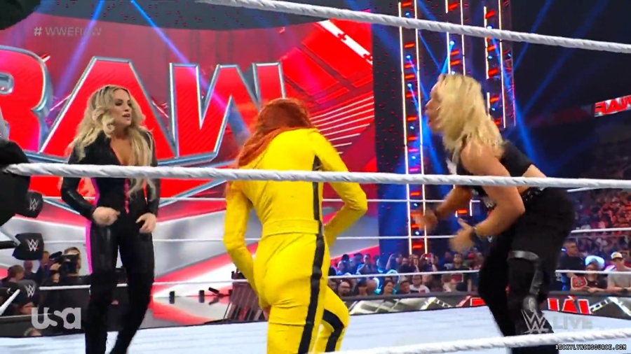 beckyraw20230529_00_00_33_25_Still157.jpg