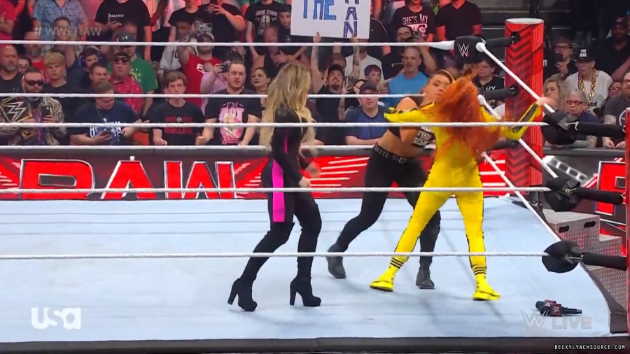 beckyraw20230529_00_00_34_05_Still159.jpg