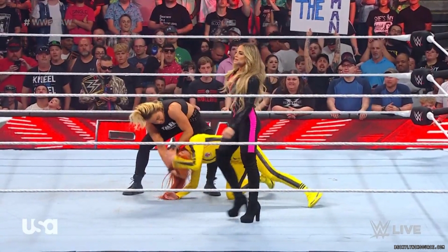 beckyraw20230529_00_00_38_05_Still183.jpg