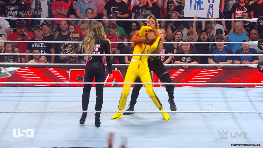 beckyraw20230529_00_00_38_25_Still187.jpg