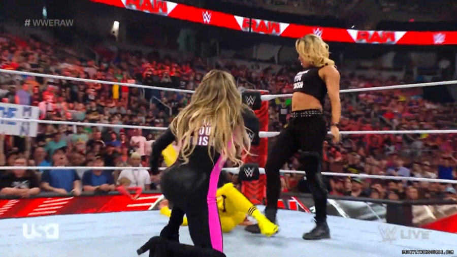 beckyraw20230529_00_00_42_15_Still209.jpg