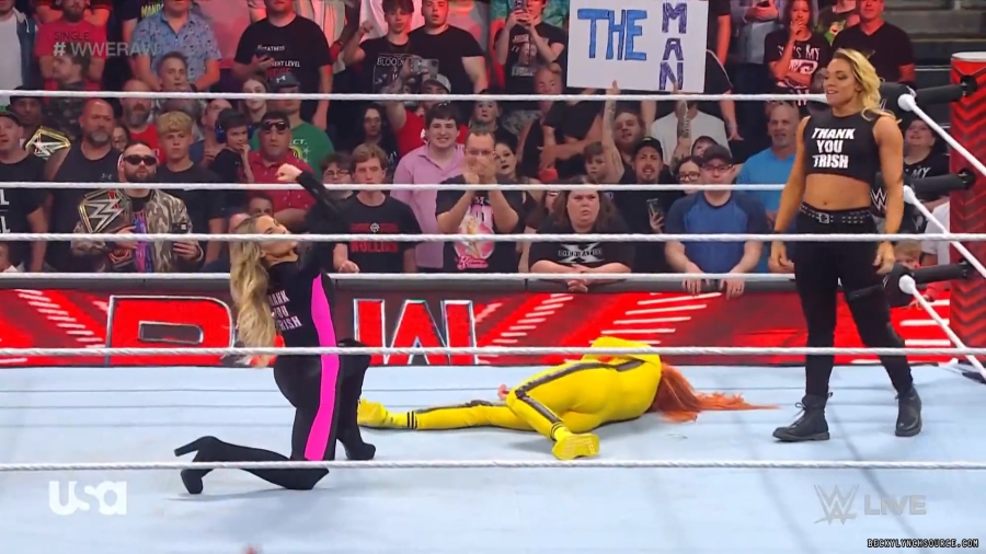beckyraw20230529_00_00_42_25_Still211.jpg