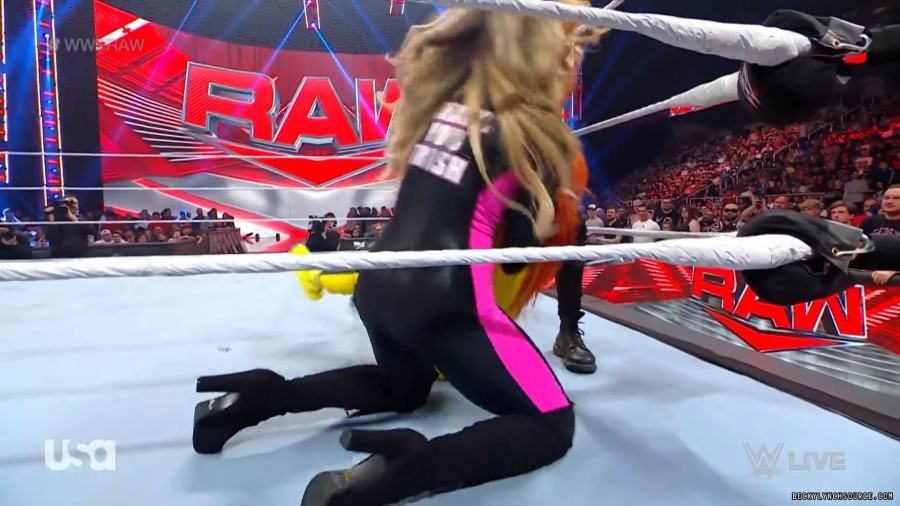 beckyraw20230529_00_00_49_25_Still248.jpg