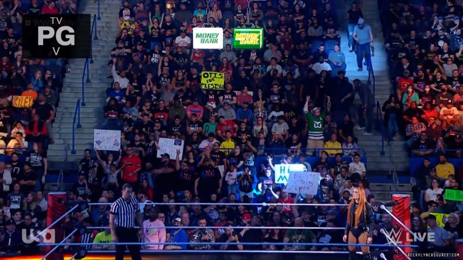 beckyraw20230605_00_00_26_15_Still098.jpg