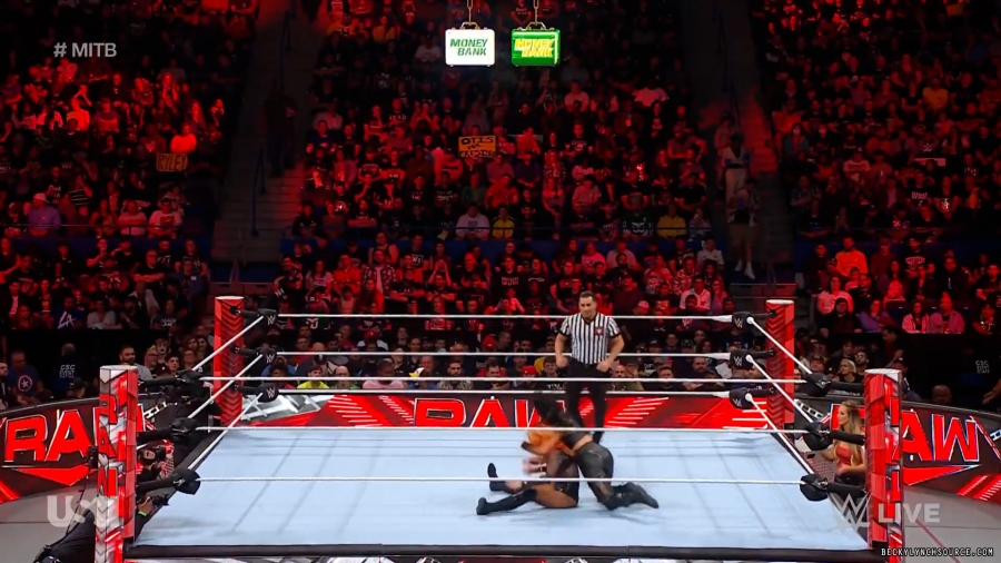 beckyraw20230605_00_01_07_20_Still232.jpg