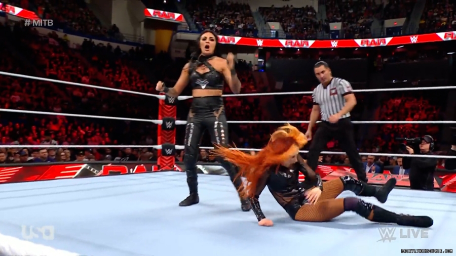 beckyraw20230605_00_01_12_05_Still259.jpg