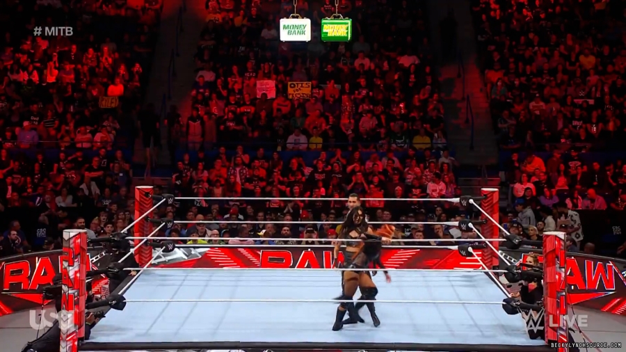 beckyraw20230605_00_01_16_25_Still287.jpg